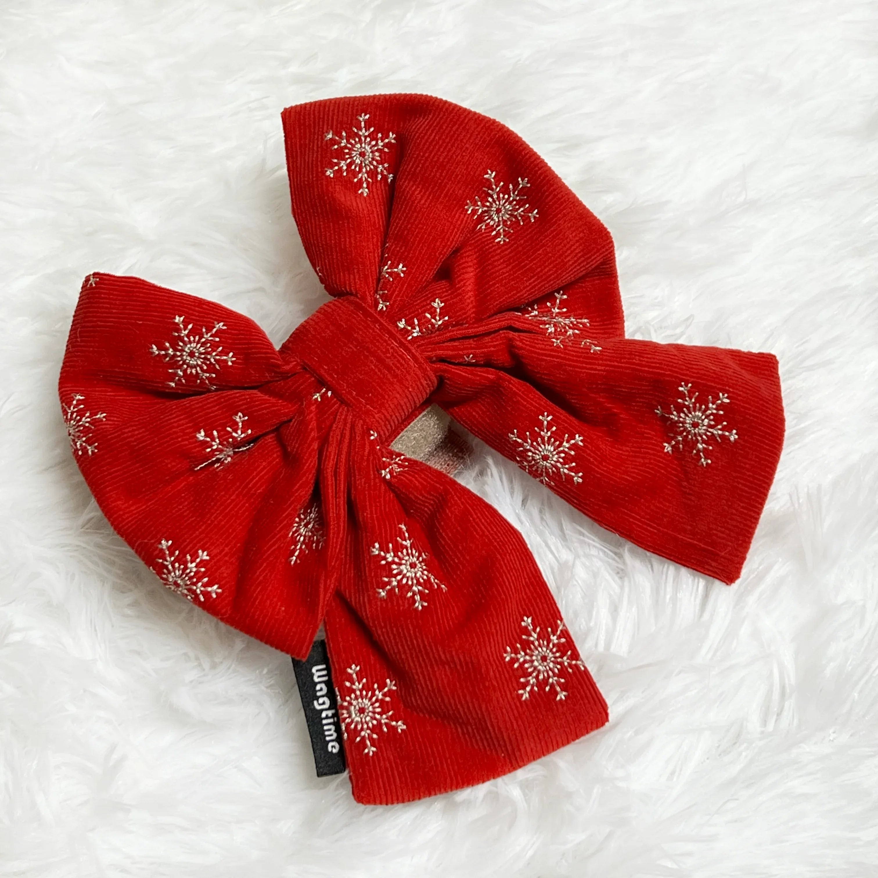 Wagtime雪花刺繡領結(燈芯絨)-狗-毛孩物語Pets Thing|香港寵物貓狗用品專門店:IATA寵物飛機籠、寵物手推車、貓爬架貓樹
