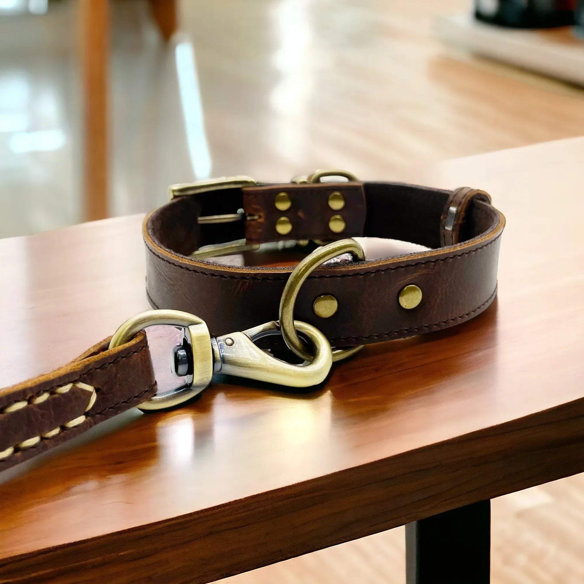 Leatheraft 經典100%真牛皮手工寵物狗狗項圈頸圈 (M中碼：頸圍35-51cm)-狗-毛孩物語Pets Thing｜香港寵物貓狗用品專門店：IATA寵物飛機籠、寵物手推車、貓爬架貓樹
